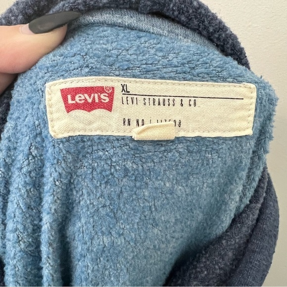 Levi’s Blue Logo Hoodie - Picture 3 of 4